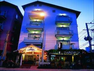 Ease Coast Hotel